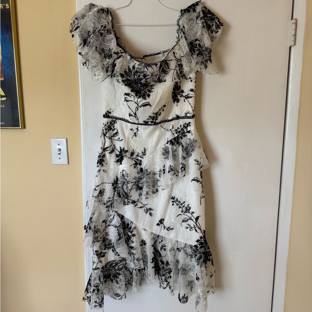 MARCHESA NOTTE lace dress - size 8